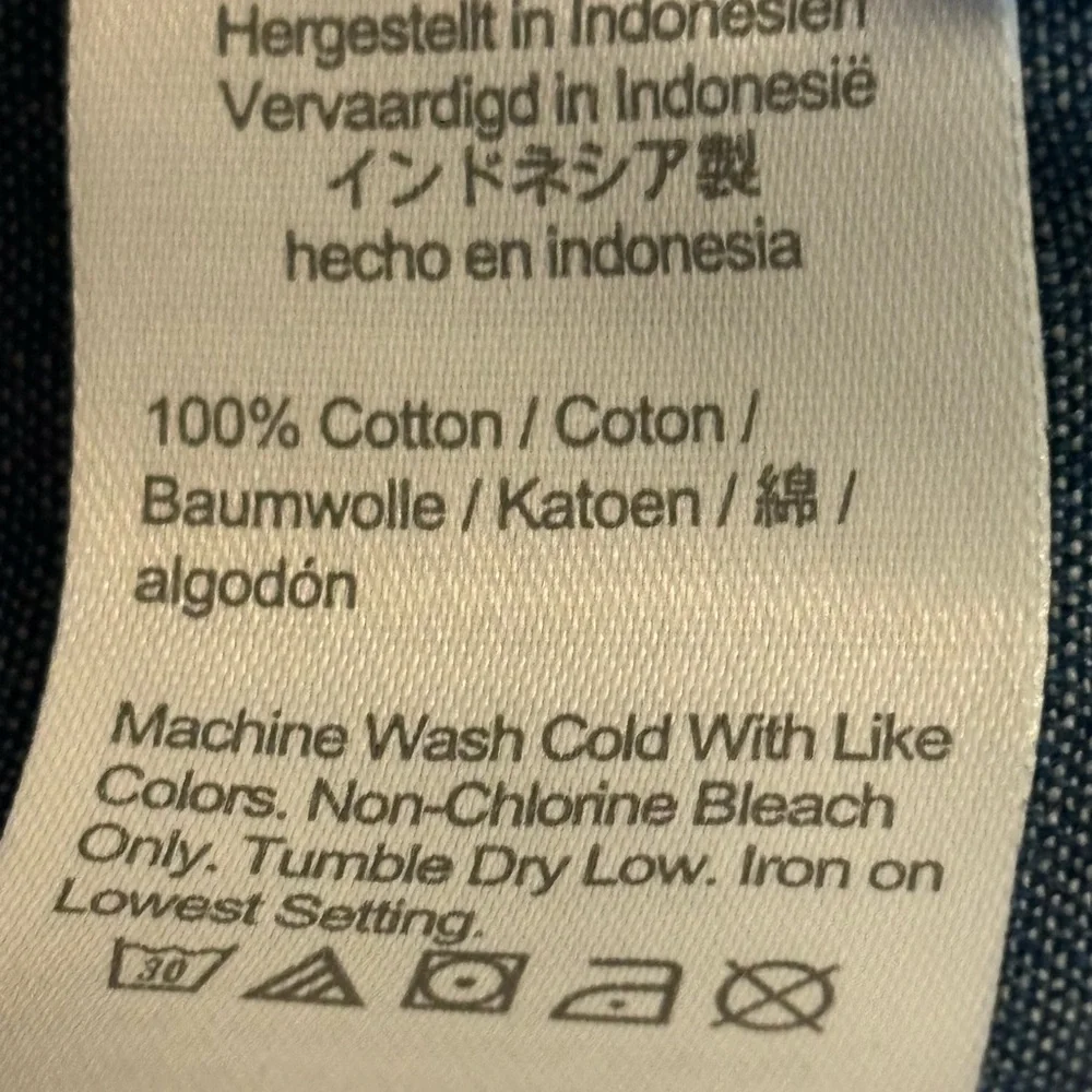 J. Crew 5”‎ Classic Chambray short Medium echo blue wash Size 10